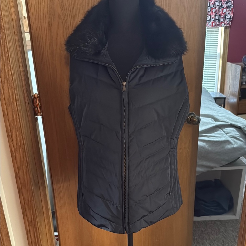 Talbots Black Quilted Vest with Chevron Design